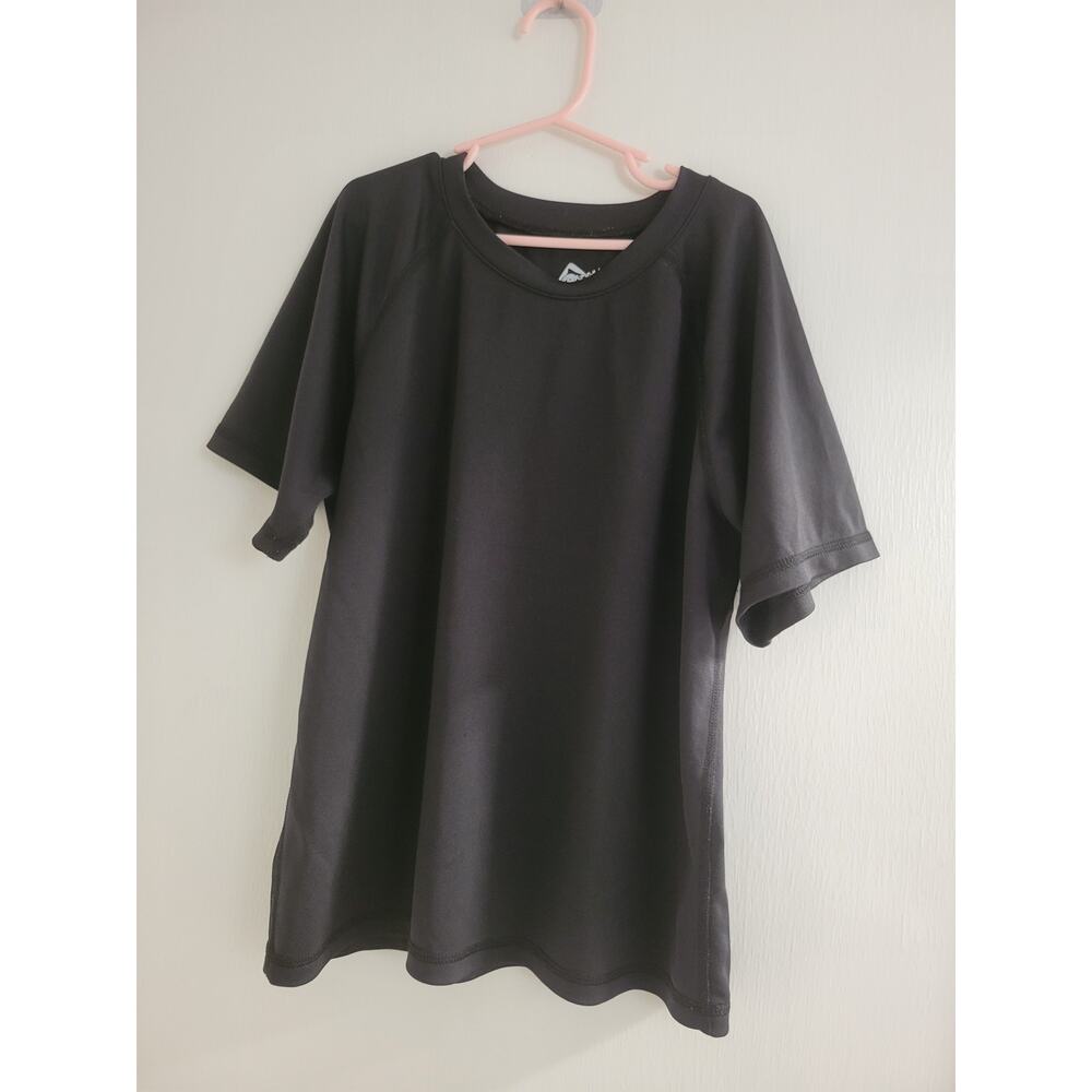 Kanu Surf Boys Black Short Sleeve Crew Pullover Athletic Shirt Boys Size L 12